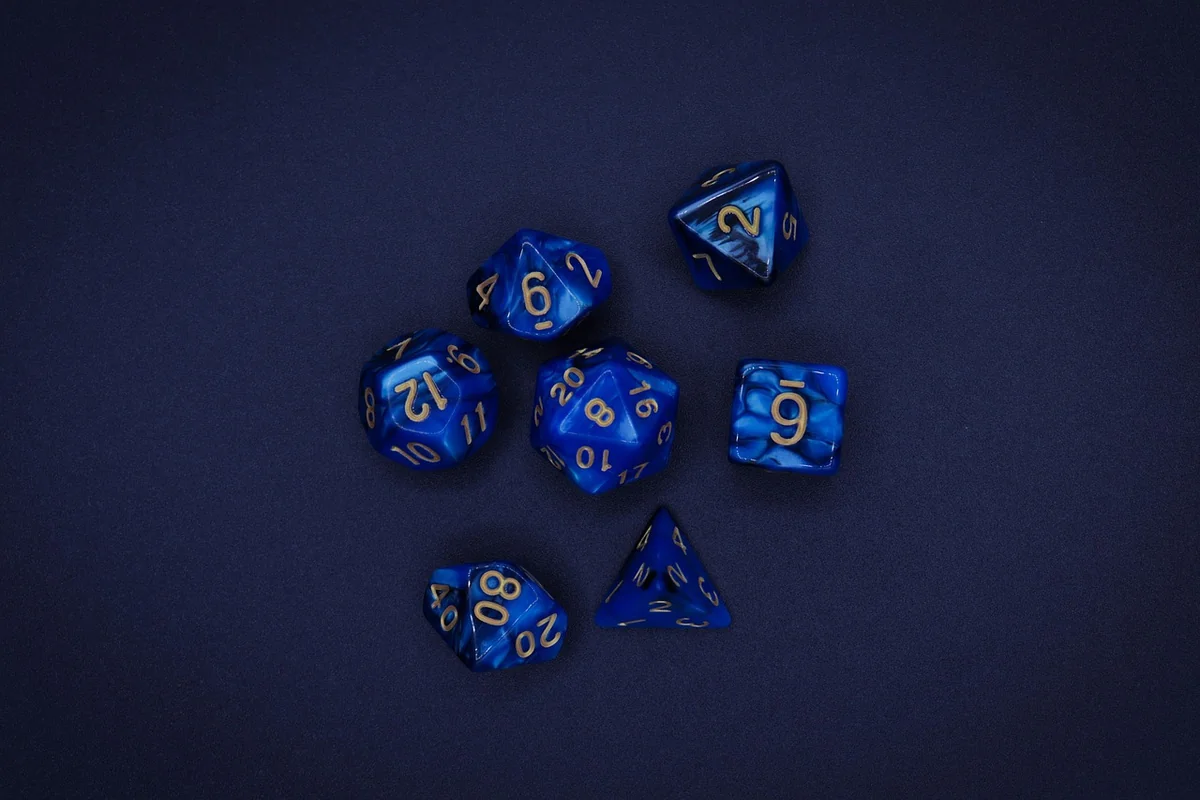 Fabriquer des étagères d'angle pour optimiser l'espace : guide complet 2026