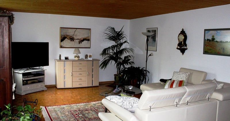 L’horloge murale parfaite pour sublimer votre salon : nos idées et conseils