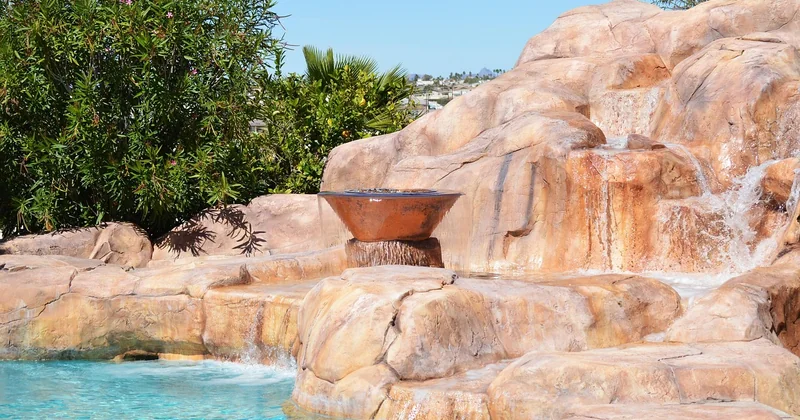 Les règles à connaître avant d'habiller votre piscine